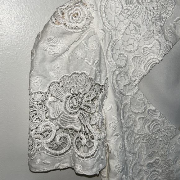 New Christy Lynn Lace Feminine Embroidered Puff Sleeve Tailored Peplum Blouse - Picture 10 of 14